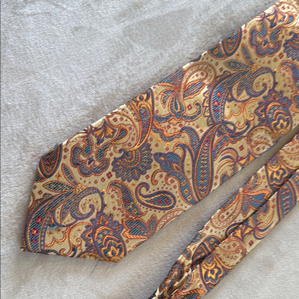 Gold and Blue Paisley Tie with Intricate Design
